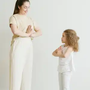 Yoga para niños- yoga alliance-jon kabat-curso yoga infantil-clases-María Nicolás Lajarín
